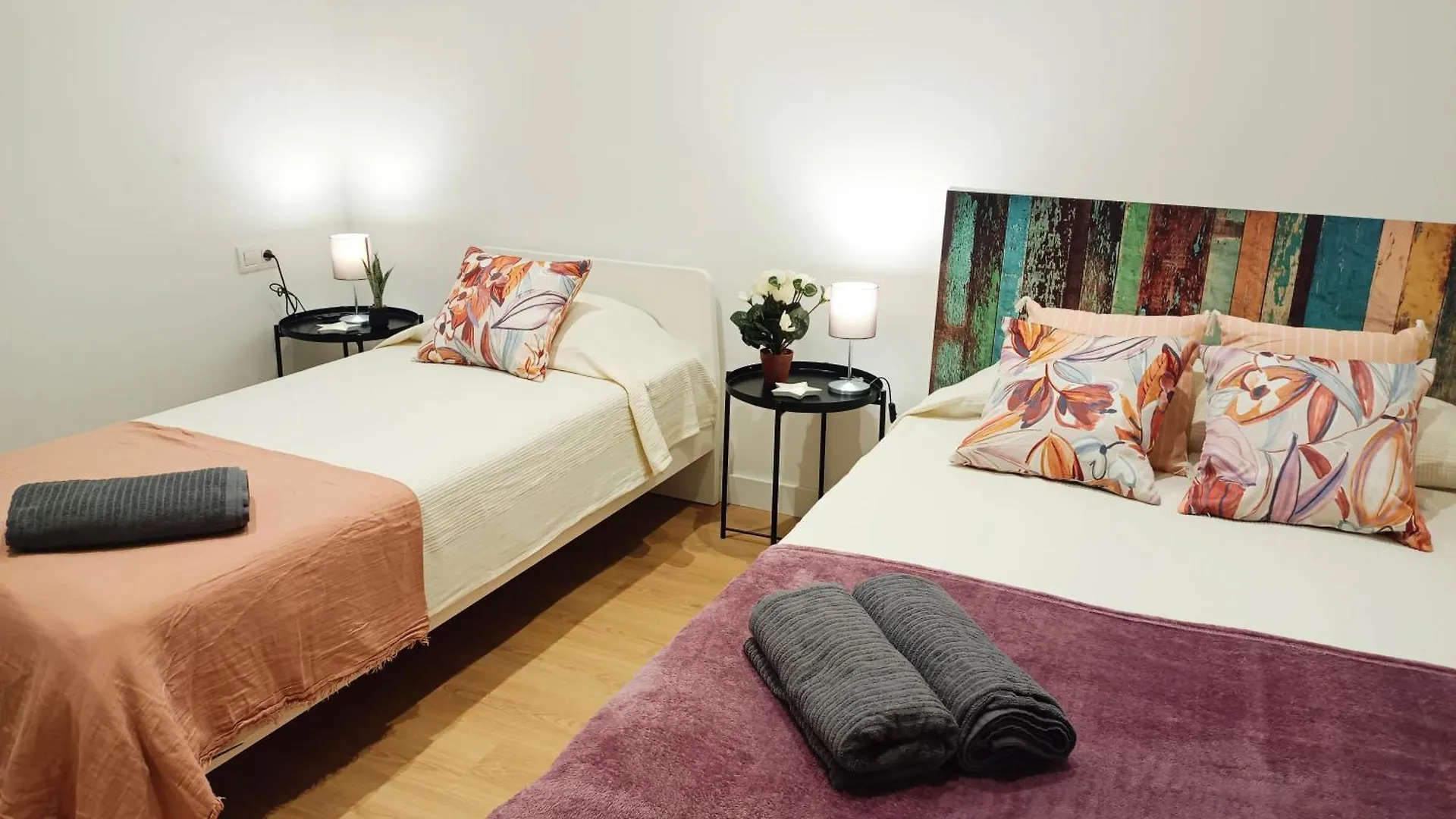 Hostel By Universitat Private Rooms Barcelona